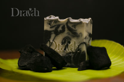 Akarshini - Bamboo Charcoal, Bentonite clay & Shea butter.